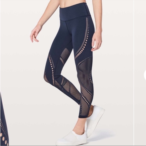 EUC Lululemon Reveal Tight Precision 25" Deep Navy - Picture 8 of 11